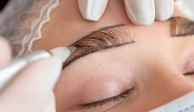 MAKIJAŻ PERMANENTNY